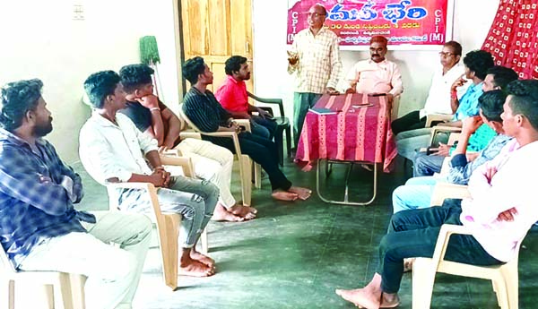 నిరుద్యోగాన్ని నిర్మూలించాలి