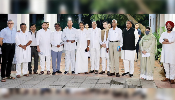 /India-is-a-huge-rally-in-Bhopal