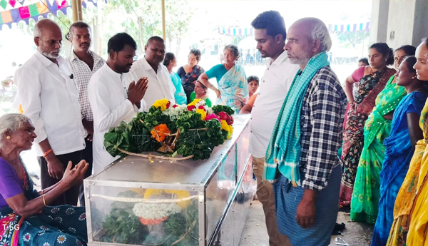 jsp-leaders-visit-chellemma-colony