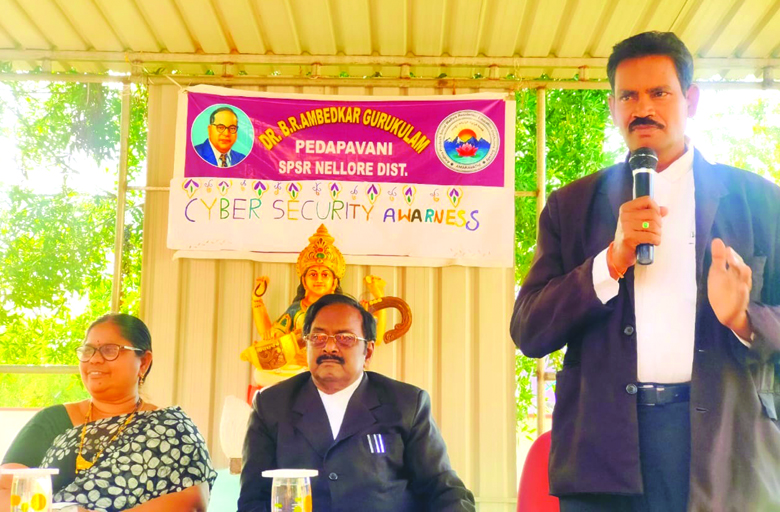 దోషులను కఠినంగా శిక్షించాలి