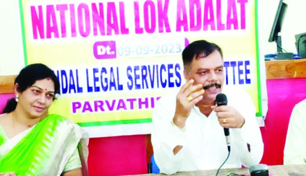 తగాదాలు వద్దు.. రాజీమార్గమే ముద్దు