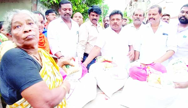 కలెక్టర్‌ కృషి అభినందనీయం : ఎమ్మెల్యే