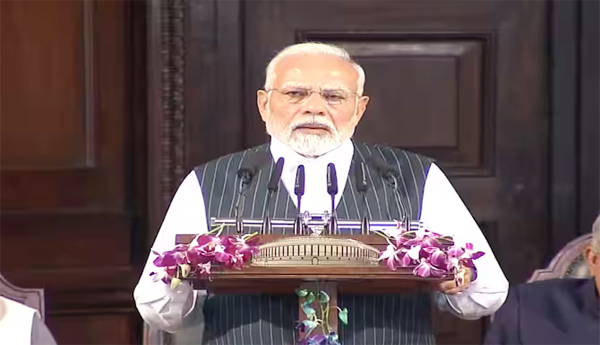 Sing-the-end-of-outdated-laws-and-welcome-new-laws-PM-Modi