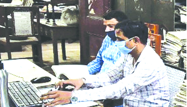 పోస్టు ఇచ్చారు.. జీతం మరిచారు..!