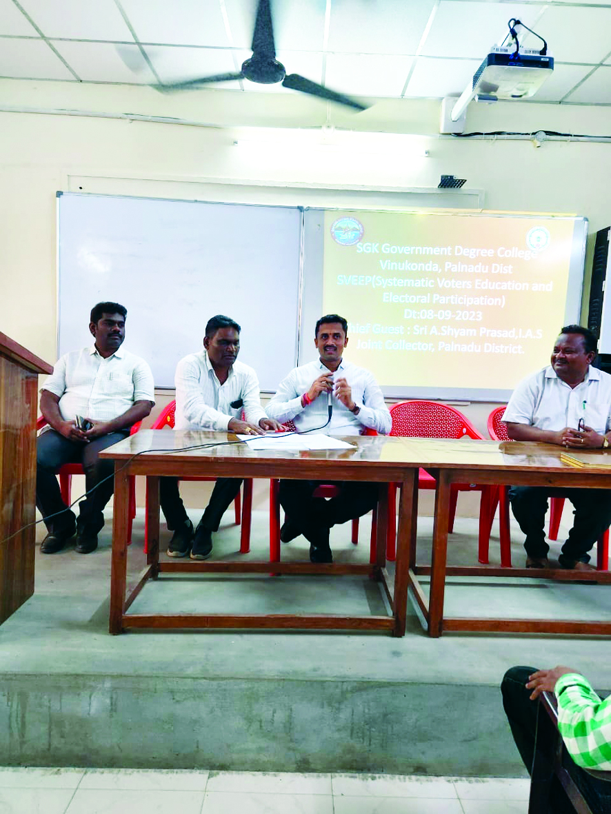 ఓటు హక్కు కోసం దరఖాస్తు చేసుకోవాలి