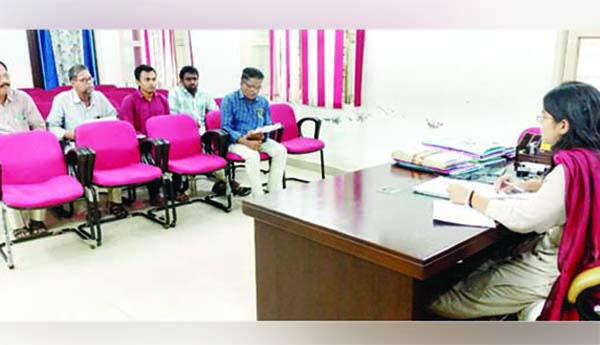 గృహ నిర్మాణాల్లో పురోగతి సాధించాలి : పిఒ