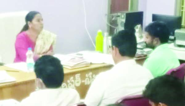 బిఎల్‌ఒలు అప్రమత్తంగా ఉండాలి : తహశీల్దారు