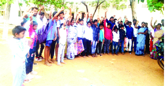 అంబేద్కర్‌ గురుకులం సమీపంలో మద్యం షాపు ఏర్పాటు నిర్ణయం మార్చుకోవాలి..