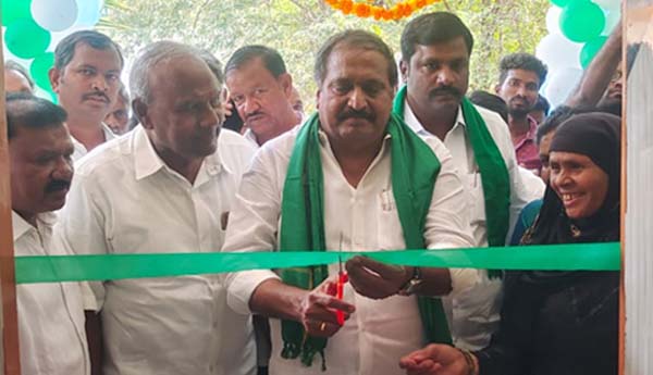 రైతు భరోసా కేంద్రాలను సద్వినియోగం చేసుకోవాలి