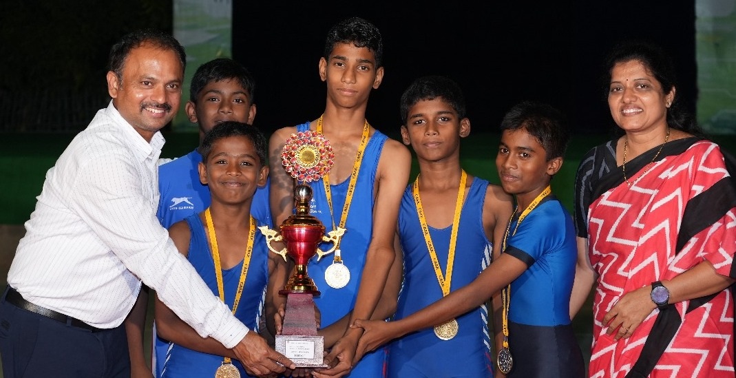 విద్యార్థులు క్రీడల్లోనూ రాణించాలి