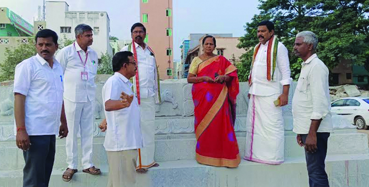 పునర్నిర్మాణ పనుల్లో జాప్యం వద్దు