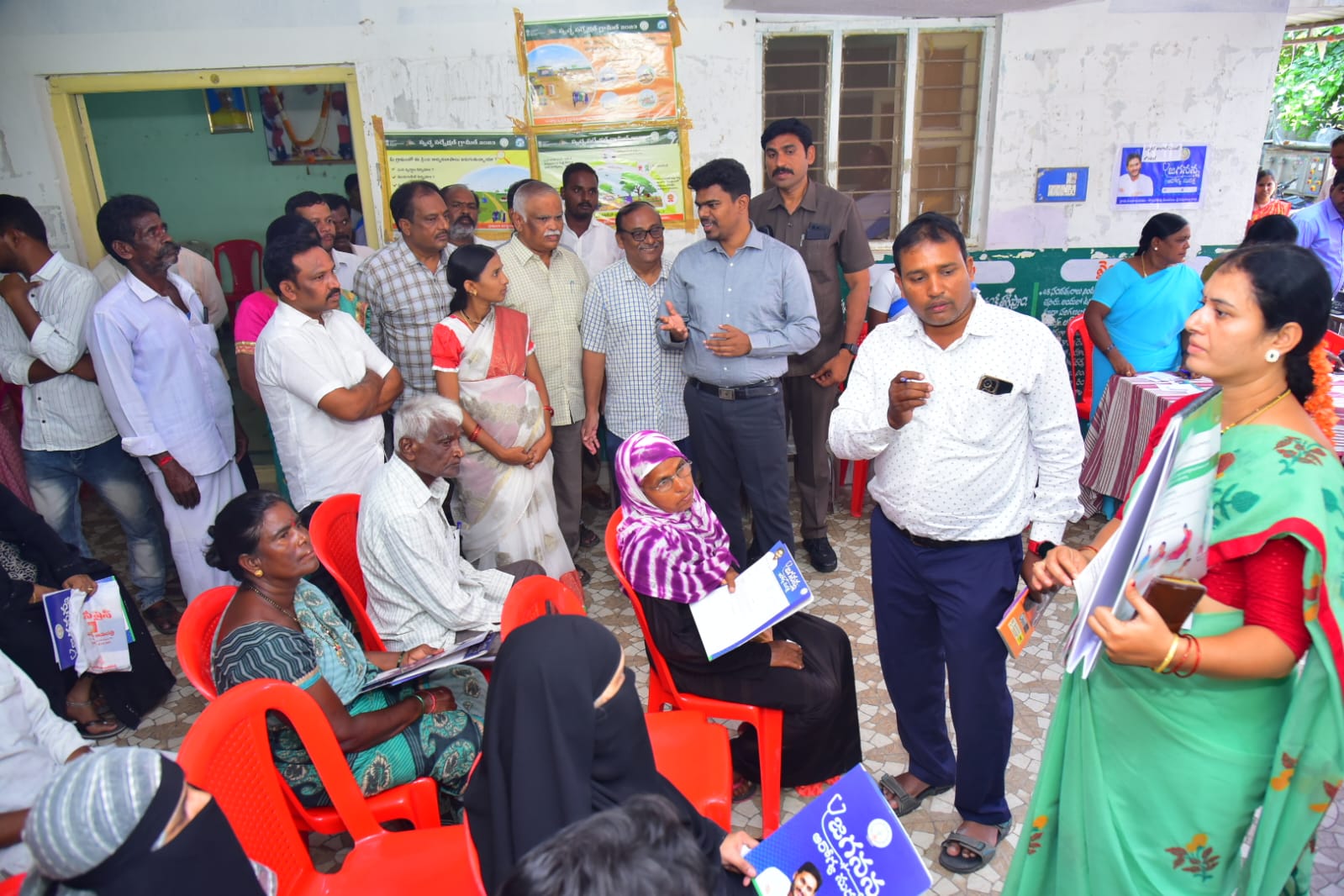 ప్రజలకు ఉపయోగపడేలా జగనన్న ఆరోగ్య సురక్ష క్యాంపులు