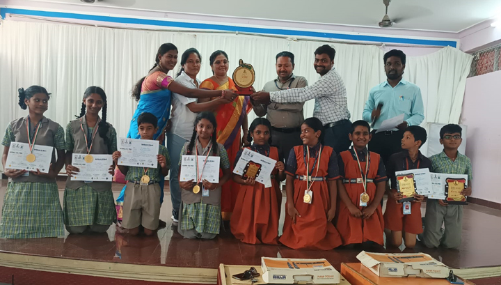 యోగా పోటీల్లో ' ఒవెల్‌' విద్యార్థుల ప్రతిభ