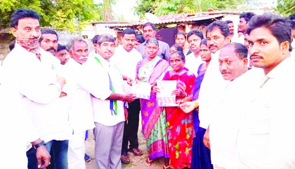 పేదల సంక్షేమమే థ్యేయం : ఎమ్మెల్యే