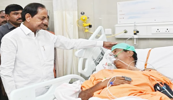 MP-Prabhakar-Reddy-will-be-treated-in-ICU-for-another-4-days