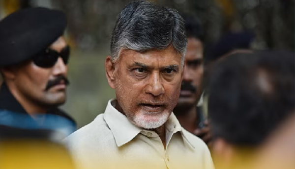 /Nara-Bhuvaneshwari-Lokesh-and-Kasani-met-Chandrababu