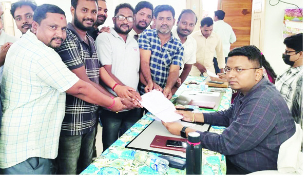 'జగనన్నకు చెబుదాం'లో సమస్యలు పరిష్కారం