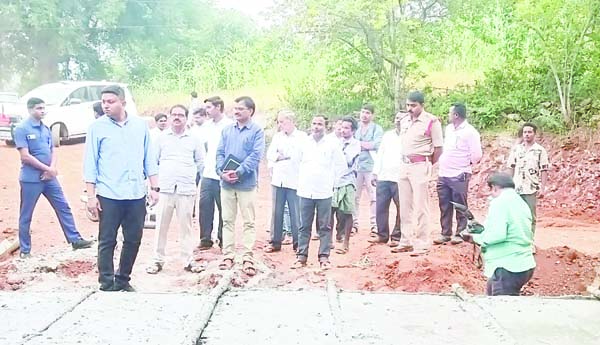 రహదారులతో గిరిజన ప్రాంతాలు అభివృద్ధి