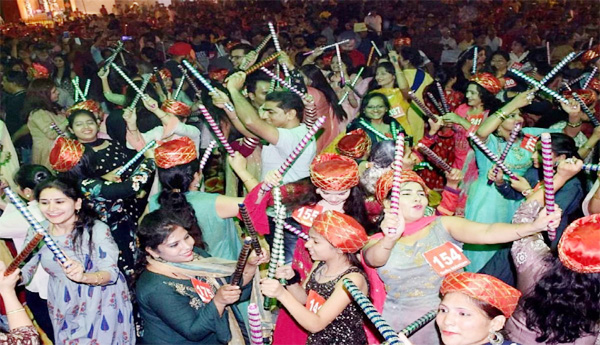 10-people-died-in-garbha-dances-Tragedy-in-Gujarats-Navratri-celebrations