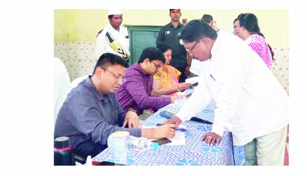 జగనన్నకు చెబుదాంలో వినతుల వెల్లువ