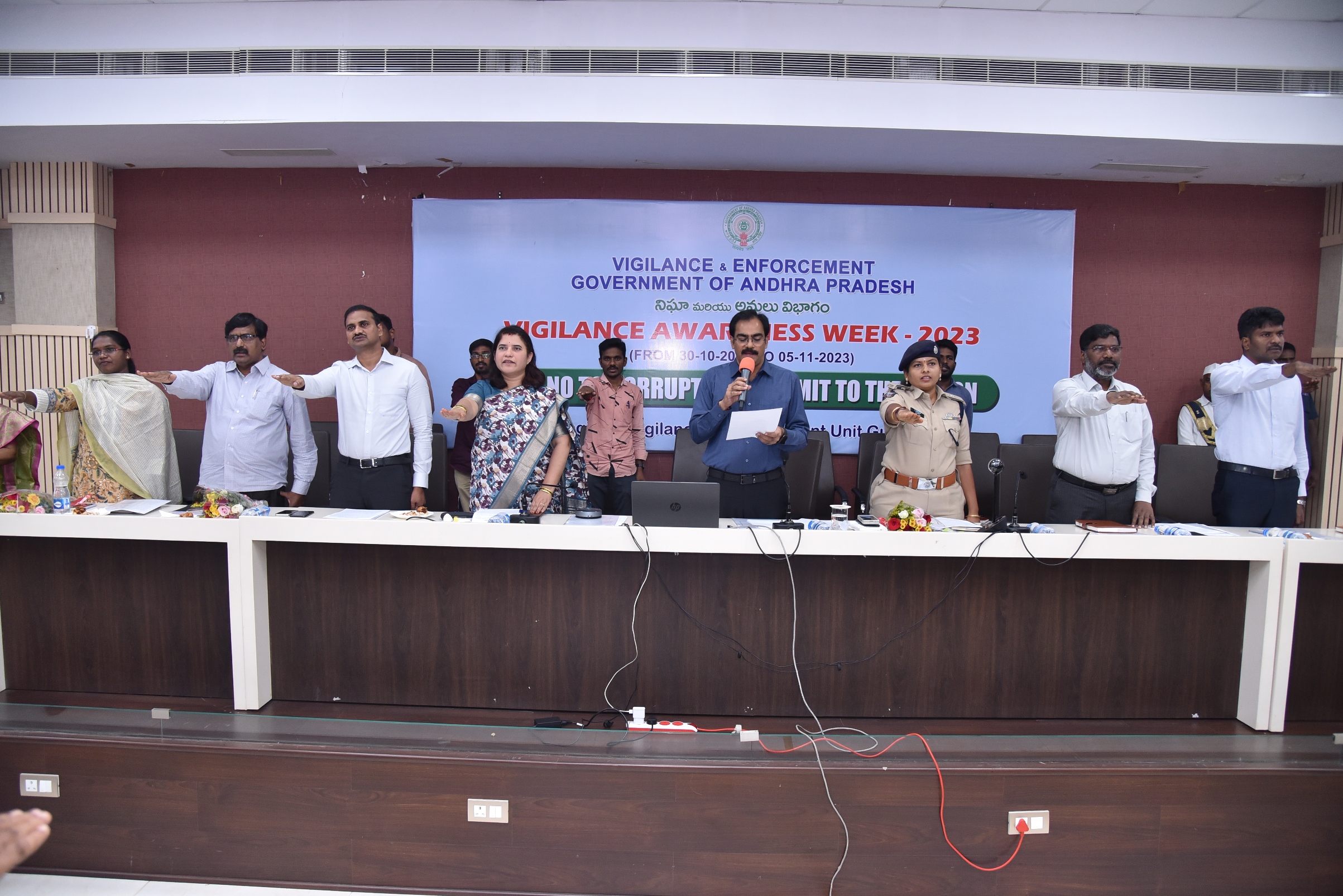 విధులను విస్మరించడమూ అవినీతే