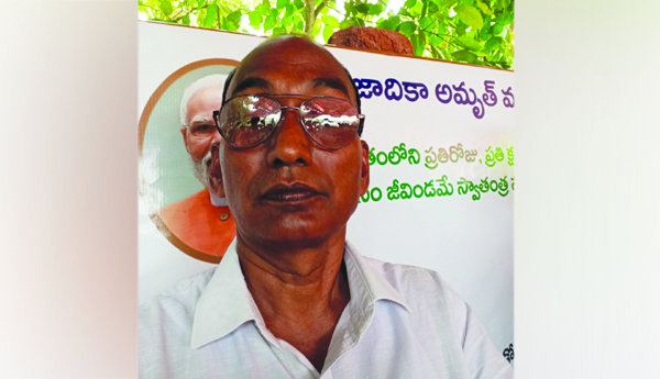 మున్సిపల్ హెచ్ఎం కృష్ణారావు విద్యుత్ షాక్ తో మృతి