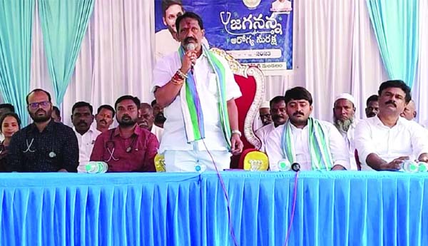 పేదలందరికీ రక్ష.. 'సురక్ష'...