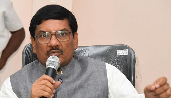 ప్రజా సమస్యలను అలసత్వం చేయకండి: జెసి