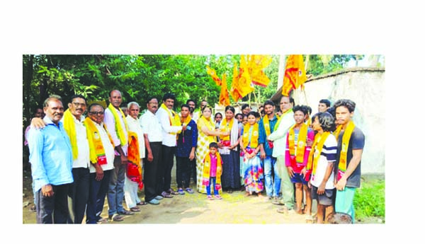 చంద్రబాబు అరెస్టుకు నిరసనగా టిడిపి కరపత్రాలు