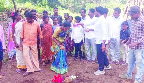 తాగునీటి ట్యాంక్‌నకు శంకుస్థాపన