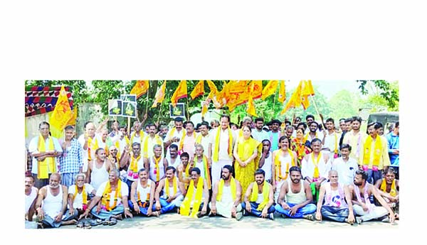 కొనసాగుతున్న టిడిపి నిరసనలు