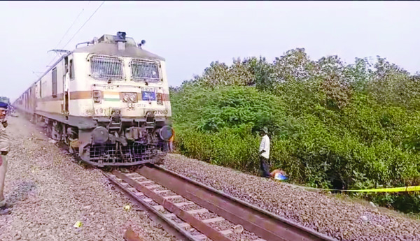 Death-toll-rises-to-13-Accident-due-to-failure-of-signal-system