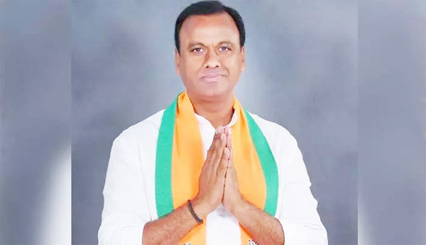 Komatireddy-Rajagopal-Reddy-Goodbye-to-BJP