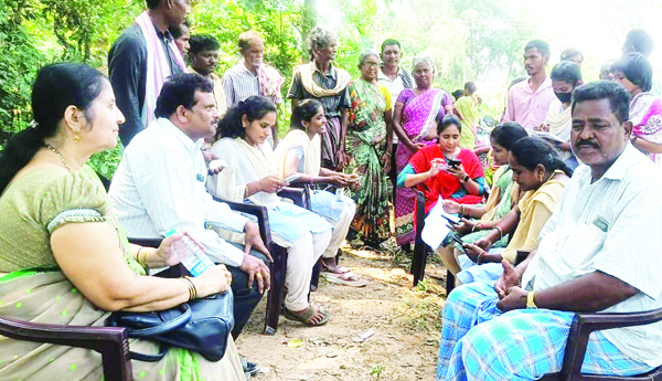 విఎఎల మెడపై 'యాప్‌ల కత్తి