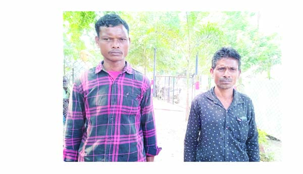 గిరిజనులకు బురిడీ