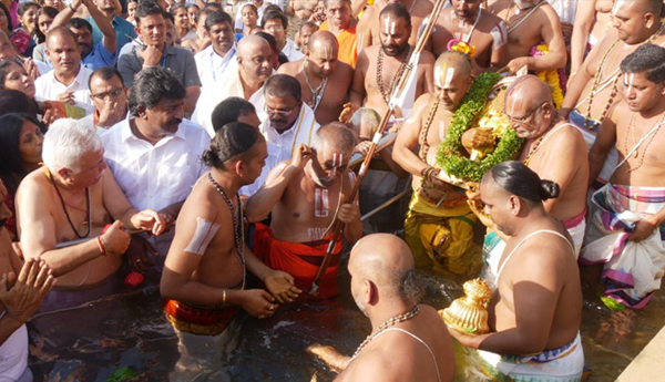 Chakrasnanam-in-glory