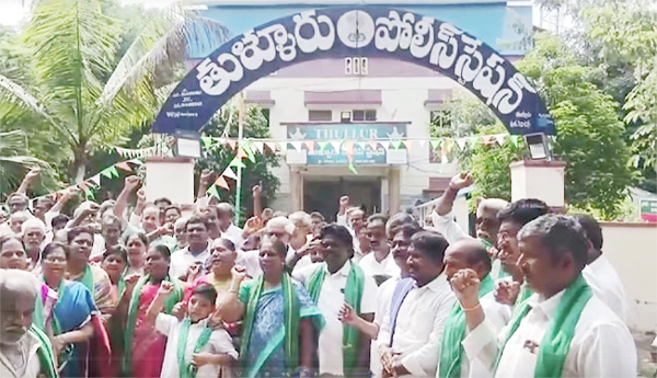 Still-not-given-rent-Complaint-of-Rajdhani-farmers-against-IAS-Srilakshmi
