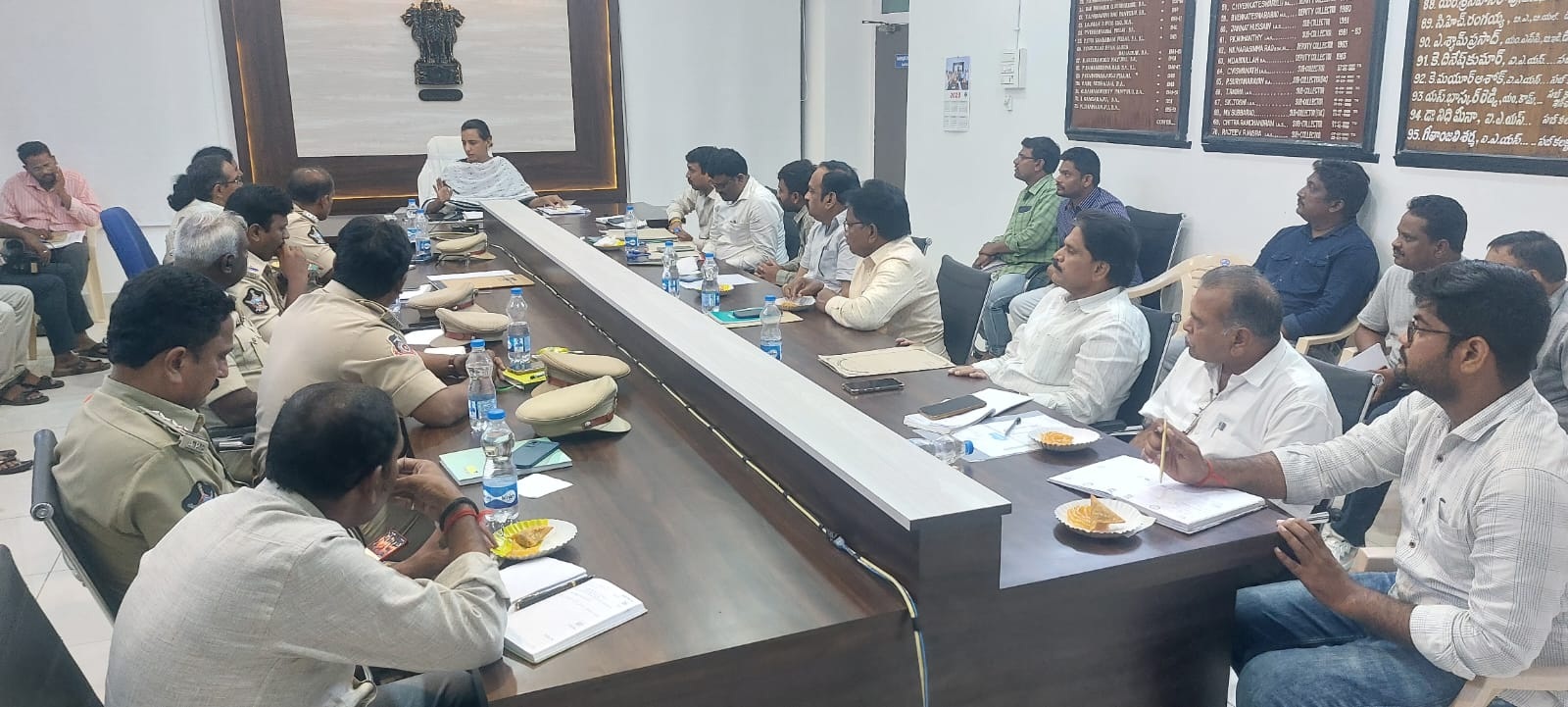 టపాసుల విక్రయకేంద్రాలకు సింగిల్‌ డెస్క్‌ ద్వారా లైసెన్సులు