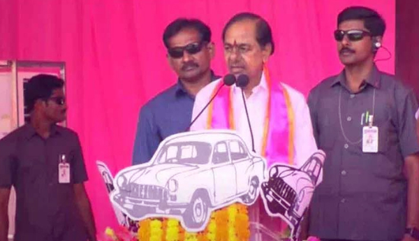 పెన్షన్లపై శుభవార్త చెప్పిన సీఎం కేసీఆర్‌..