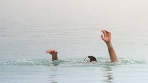 చెరువులో మునిగి మహిళ అనుమానాస్పద మృతి