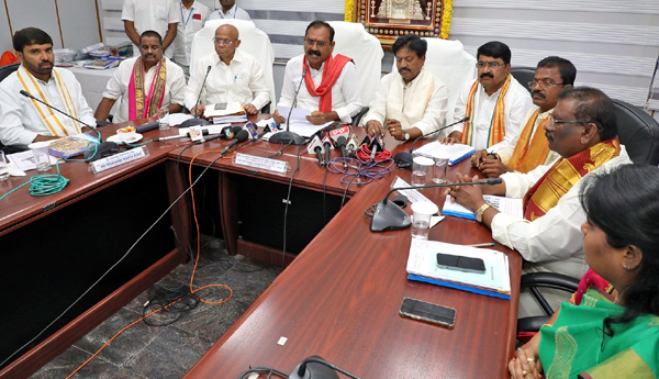 కాంట్రాక్టు ఉద్యోగుల రెగ్యులరైజ్‌ - టిటిడిలో 114 జిఒ అమలుకు గ్రీన్‌ సిగ్నల్