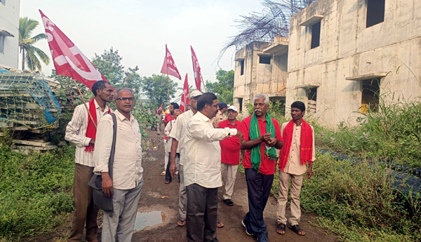 టిడ్కో ఇళ్లను పాడుబెట్టడం దారుణం