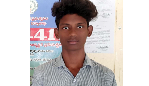 జాతీయ స్థాయి స్విమ్మింగ్‌ పోటీలకు సాకేత్‌