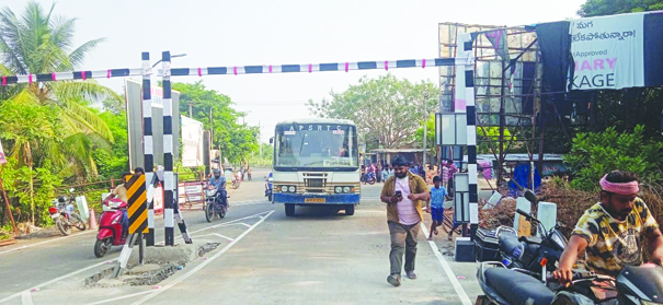 ఆర్‌సిఆర్‌ వంతెనపై రాకపోకలు ప్రారంభం