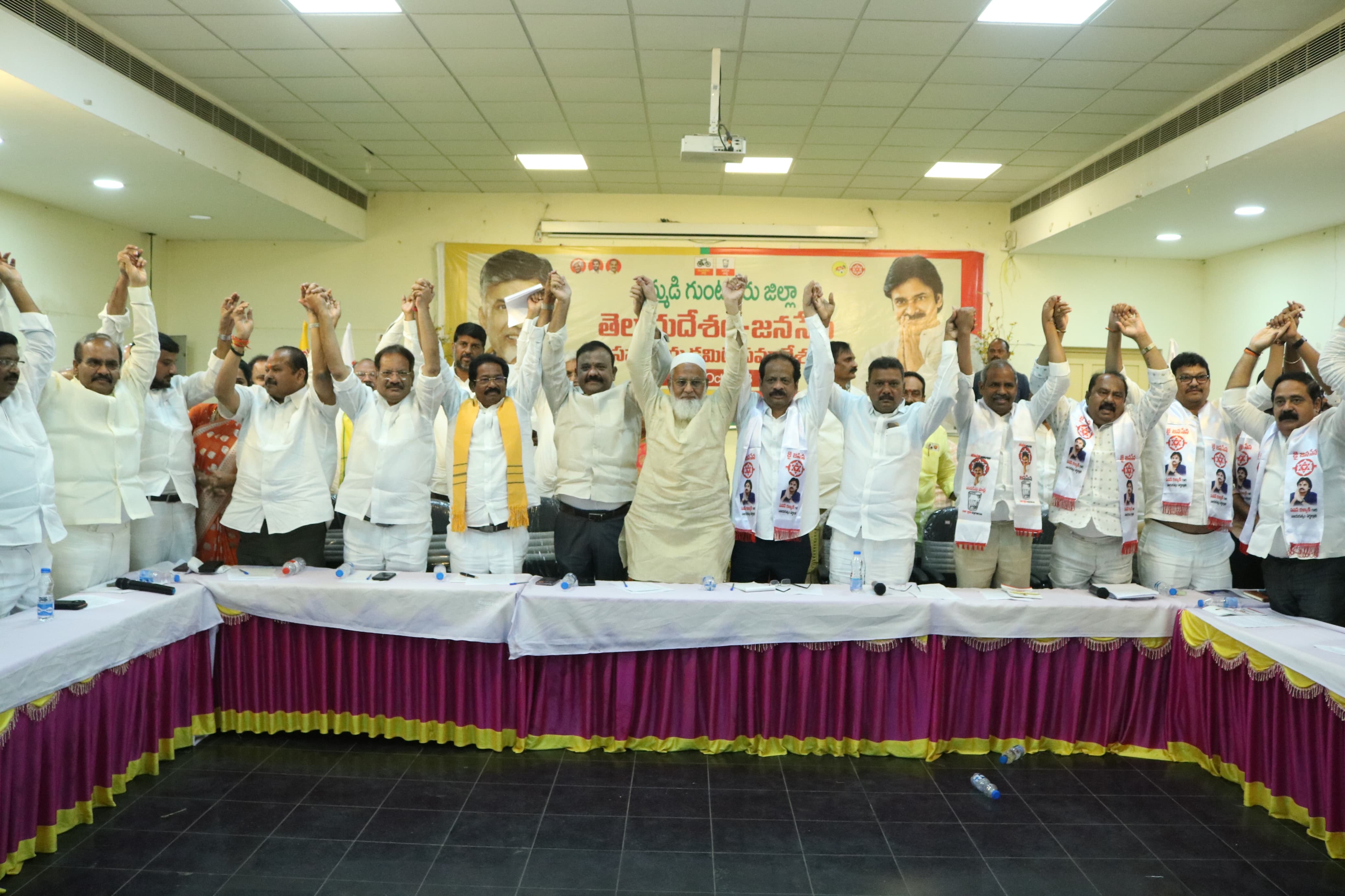 కరువుపై గ్రామ స్థాయిలో పోరాటం