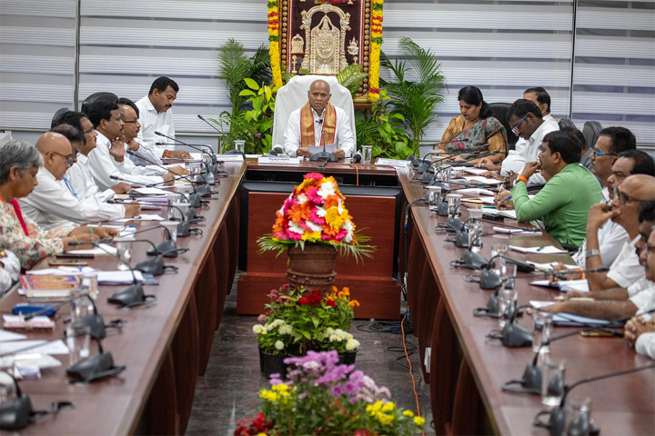 12న తిరుమలలో దీపావళి ఆస్థానం : ఈవో