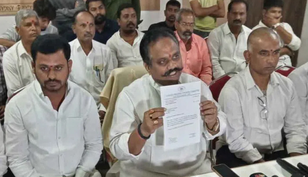 కాంగ్రెస్‌కి పీసీసీ వైస్‌ ప్రెసిడెంట్‌ గాలి అనిల్‌ కుమార్‌ రాజీనామా