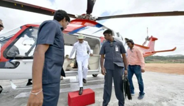 సీఎం హెలికాప్టర్‌కు సాంకేతిక లోపం ..అత్యవసర ల్యాండింగ్‌