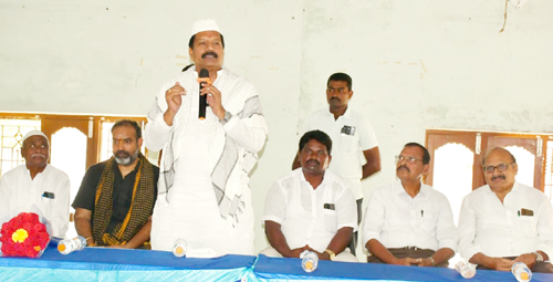 ఎంఎల్‌ఎ కోన రఘుపతి 