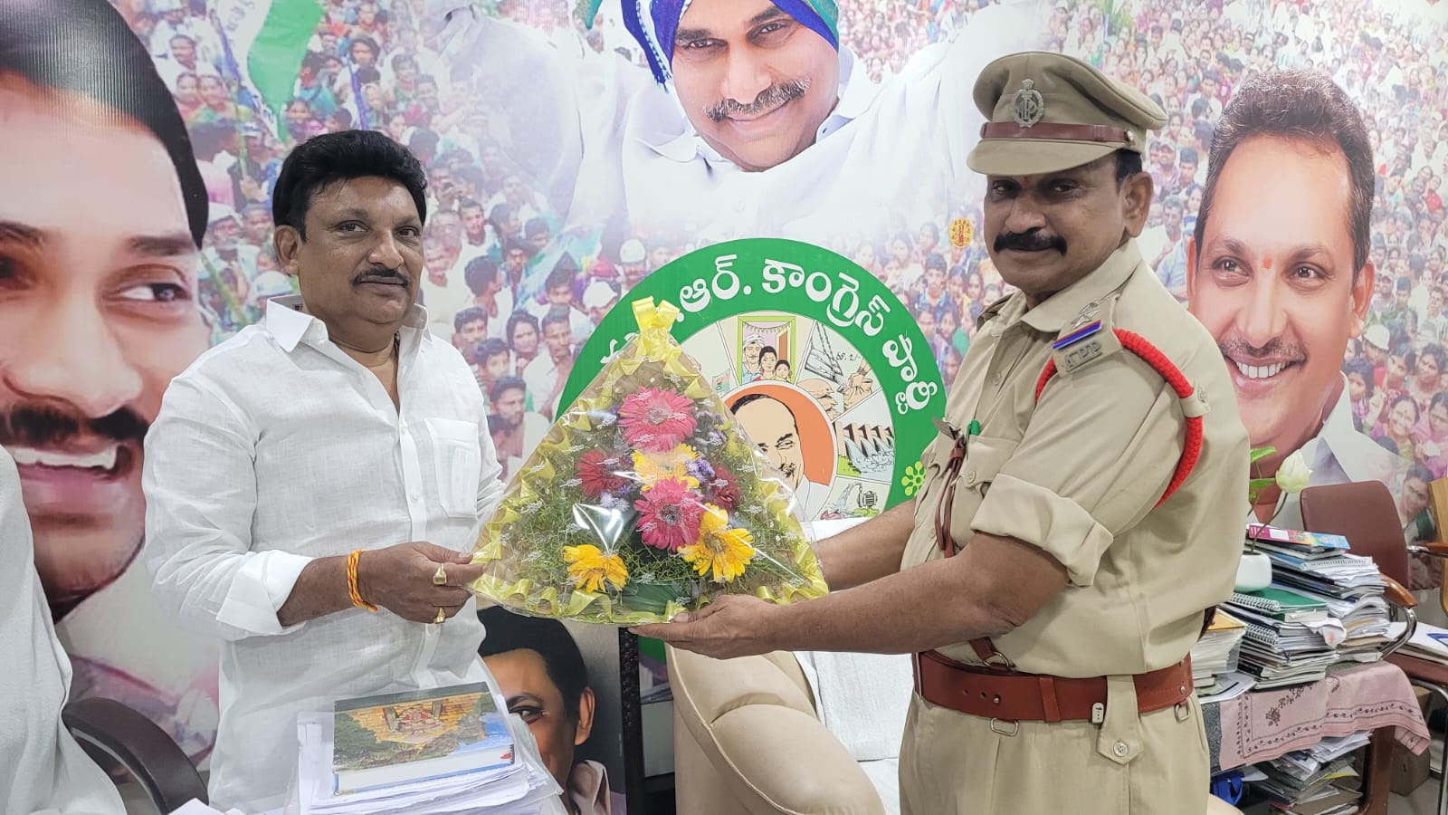 భీమవరం వన్‌టౌన్‌ ఎస్‌ఐగా హనుమంతరావు